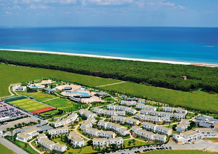 TORRE SERENA VILLAGE****