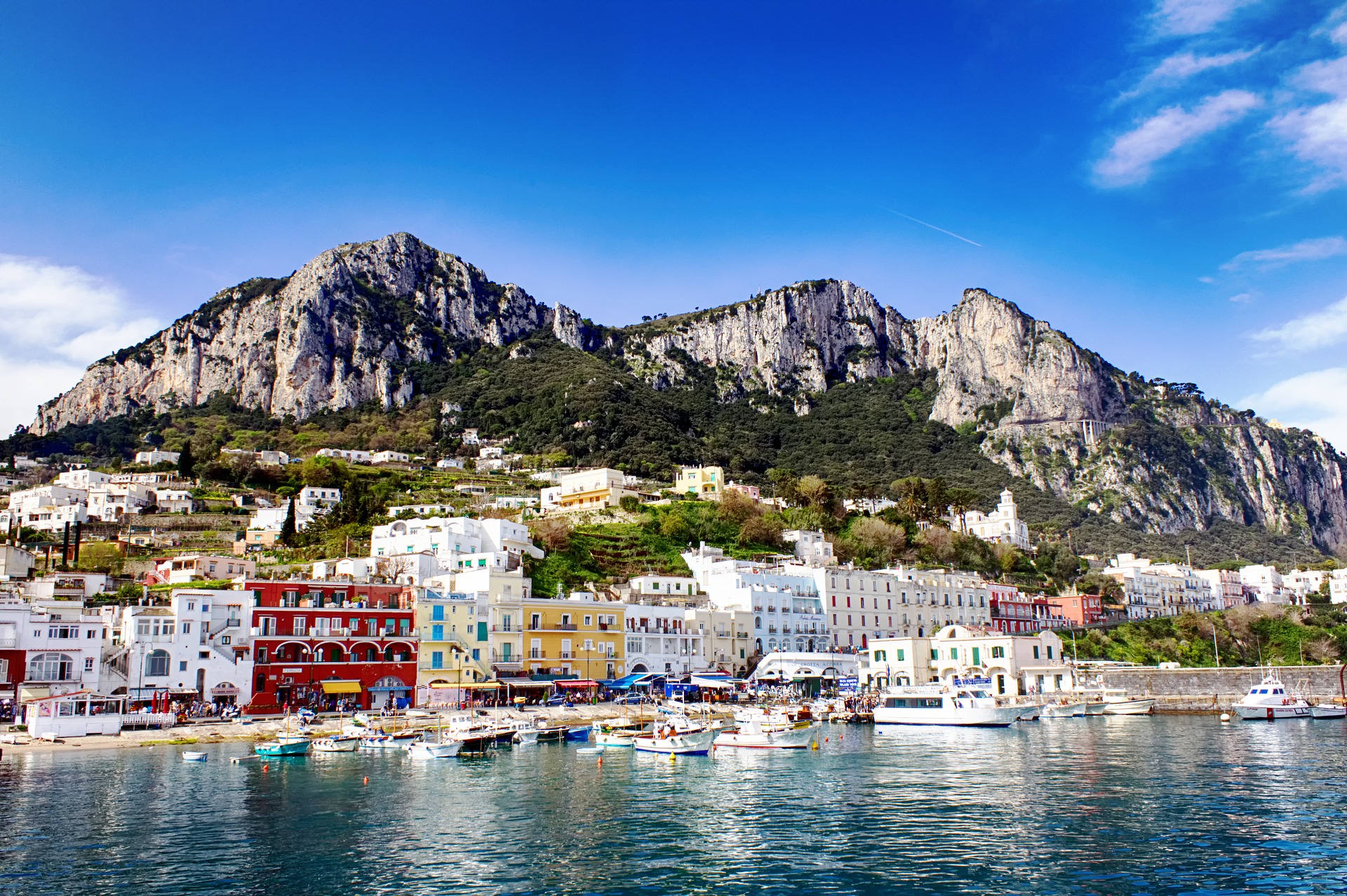 UNA DOMENICA A CAPRI